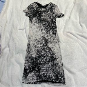 Zara Stretch black and white knee length dress